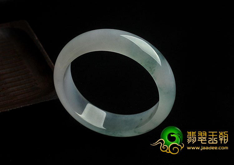 冰种飘花缅甸翡翠A货手镯（57.5mm）