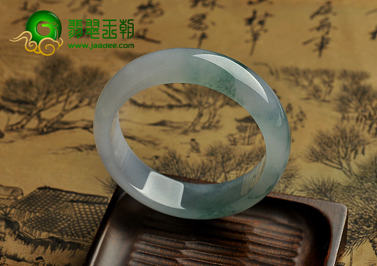 冰种飘花缅甸翡翠A货手镯（57.5mm）