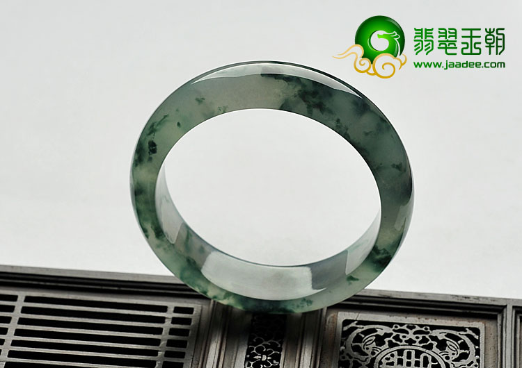 冰种飘花缅甸翡翠A货手镯（58.7mm）
