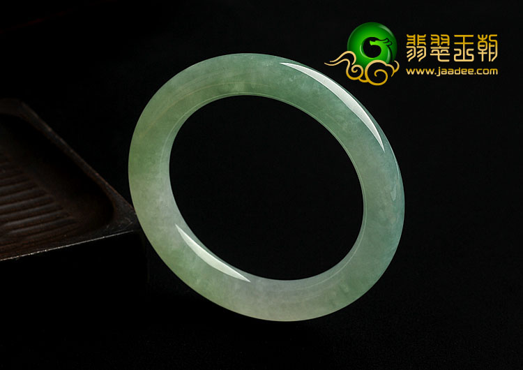 糯冰种晴水缅甸翡翠A货圆条手镯（54.9mm）