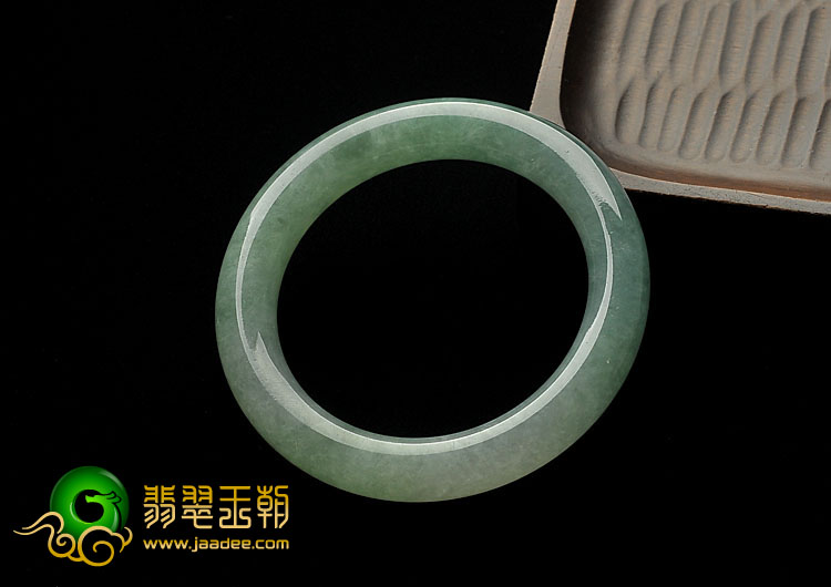 糯冰种晴水缅甸翡翠A货圆条手镯（54.9mm）