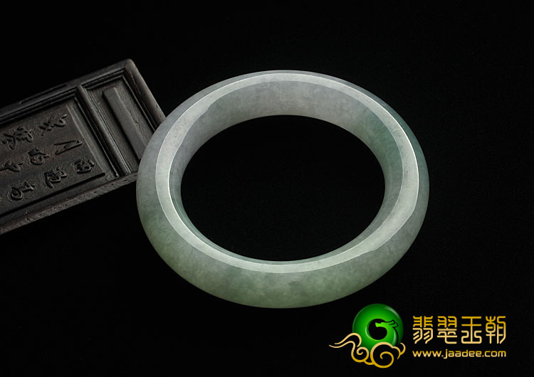 糯冰种晴水缅甸翡翠A货圆条手镯（55mm）