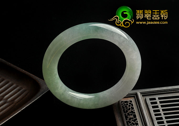 糯冰种晴水缅甸翡翠A货圆条手镯（55mm）