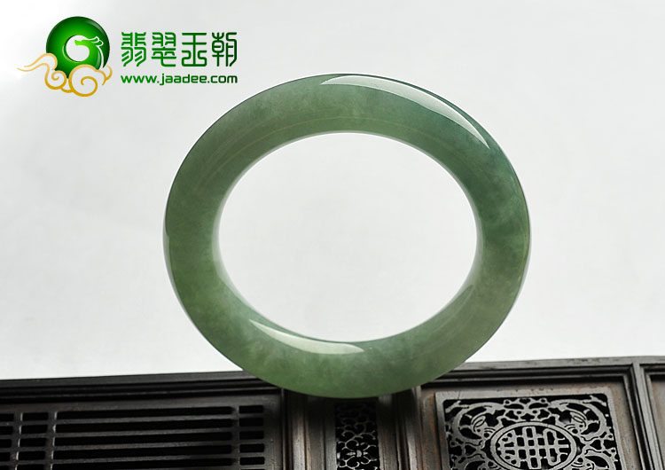 糯冰种晴水缅甸翡翠A货圆条手镯（56.4mm）