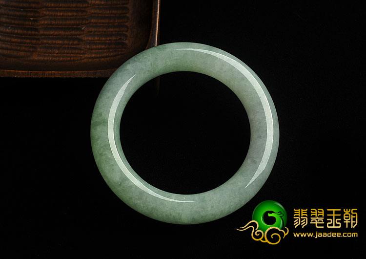 糯冰种晴水缅甸翡翠A货圆条手镯（56.2mm）
