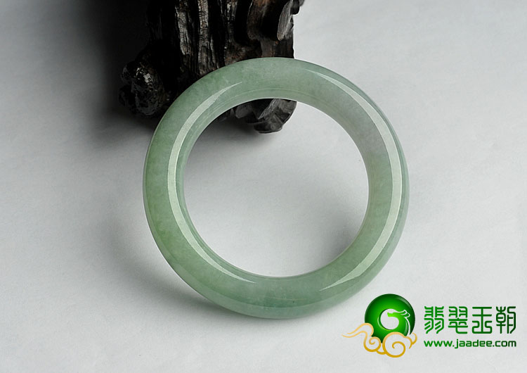 糯冰种晴水缅甸翡翠A货圆条手镯（56.2mm）