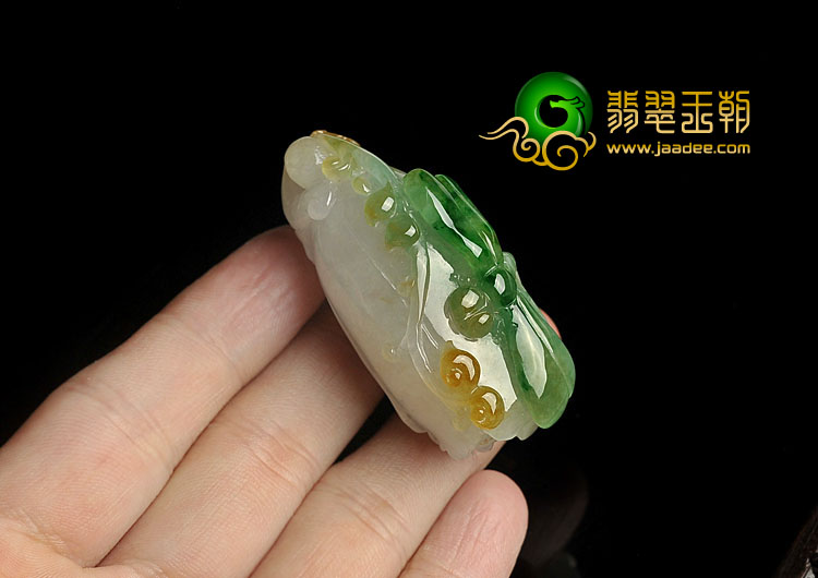 糯冰种三彩缅甸翡翠A货亭亭玉立挂件