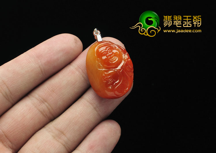 糯冰种红翡缅甸翡翠A货玉佛挂件