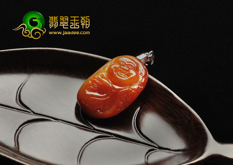 糯冰种红翡缅甸翡翠A货玉佛挂件