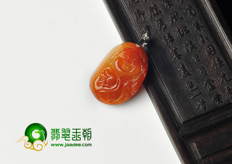 糯冰种红翡缅甸翡翠A货玉佛挂件