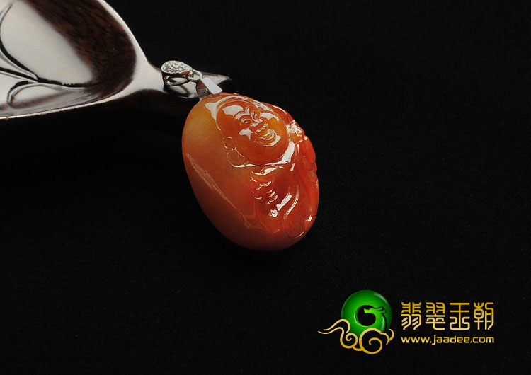 糯冰种红翡缅甸翡翠A货玉佛挂件