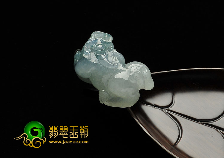 冰种飘花缅甸翡翠A货貔貅挂件