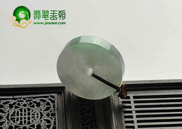 糯冰种飘翠缅甸翡翠A货平安扣挂件