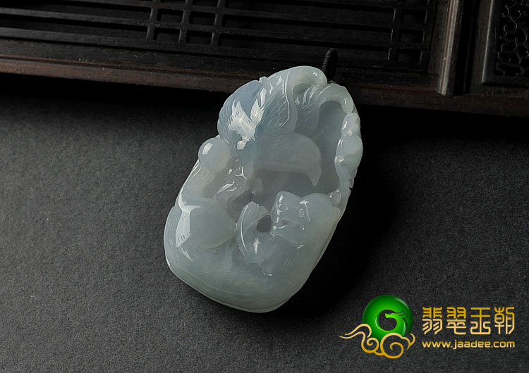 冰种春带彩缅甸翡翠A货英雄挂件