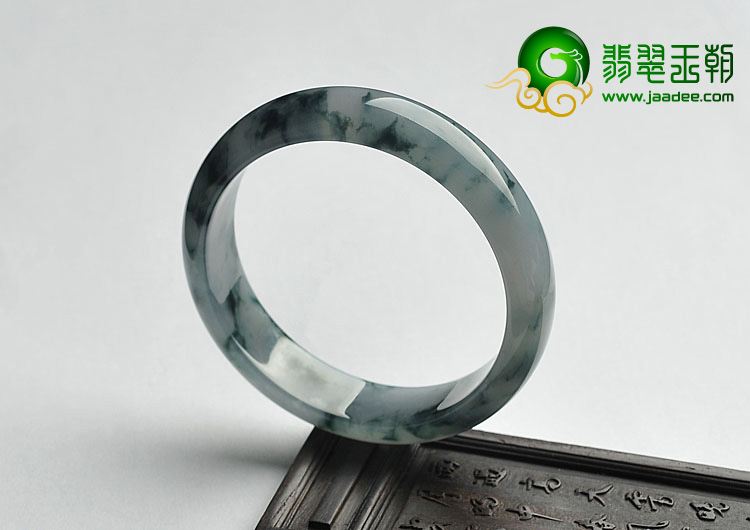 糯冰种飘花缅甸翡翠A货手镯（57.3mm）