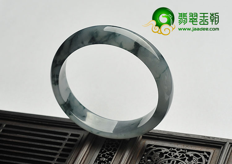 糯冰种飘花缅甸翡翠A货手镯（57.3mm）