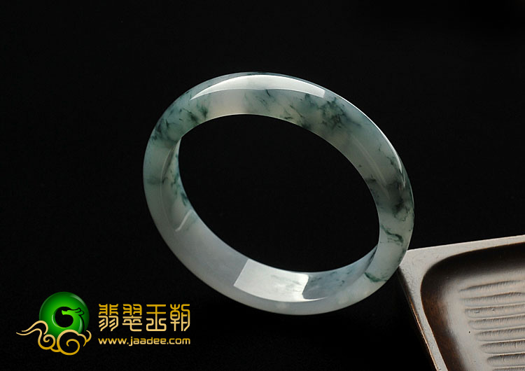 糯冰种飘花缅甸翡翠A货手镯（58.5mm）