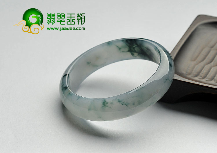 糯冰种飘花缅甸翡翠A货手镯（55.5mm）
