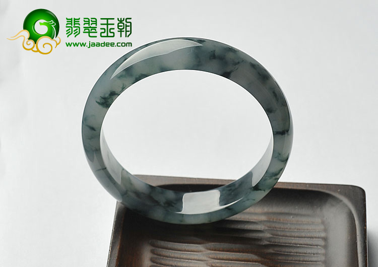 糯冰种飘花缅甸翡翠A货手镯（59.2mm）