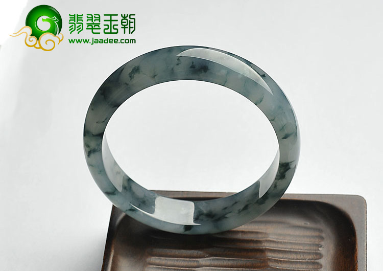 糯冰种飘花缅甸翡翠A货手镯（59.2mm）