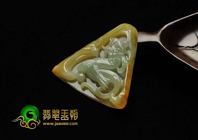 糯冰种褐黄翡缅甸翡翠A货龙牌挂件