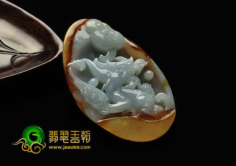糯冰种褐黄翡晴水缅甸翡翠A货龙牌挂件