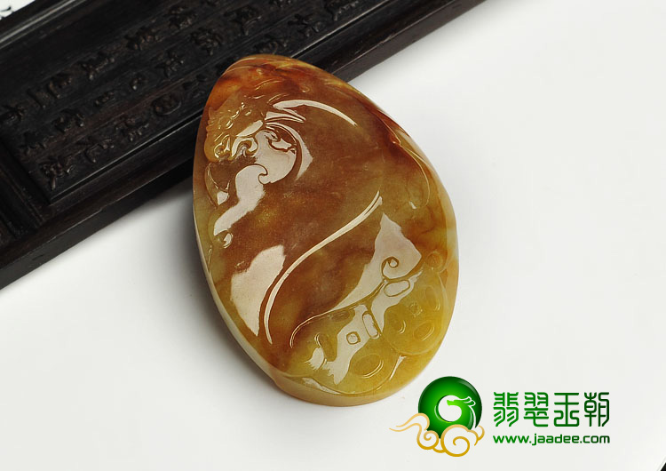 糯冰种褐黄翡晴水缅甸翡翠A货龙牌挂件