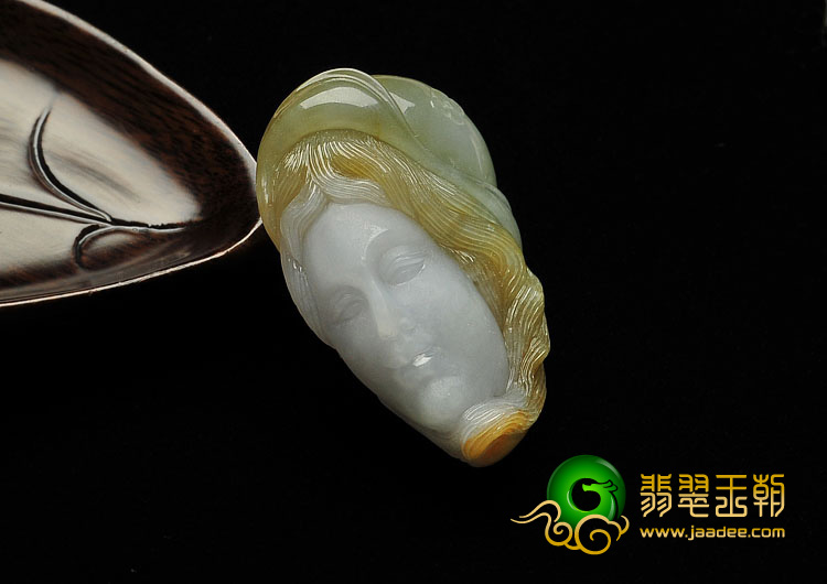 (超值推荐)糯冰种褐黄翡缅甸翡翠A货少女头挂件