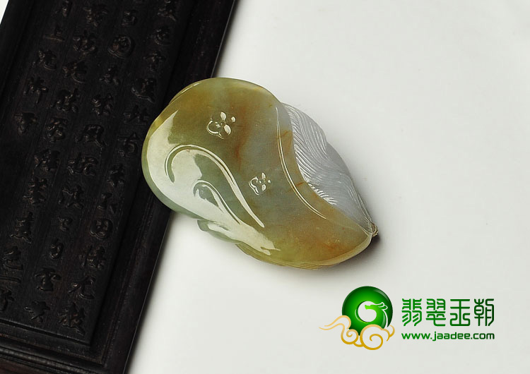 (超值推荐)糯冰种褐黄翡缅甸翡翠A货少女头挂件