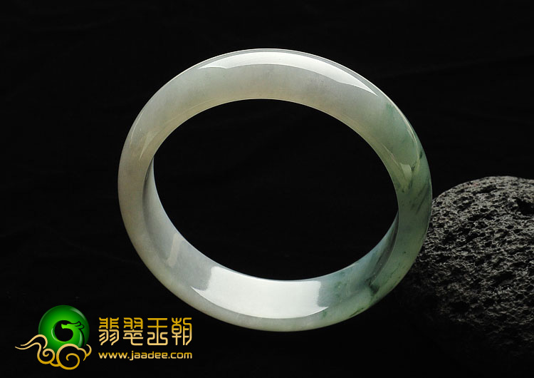 糯冰种飘花缅甸翡翠A货手镯（58.1mm）