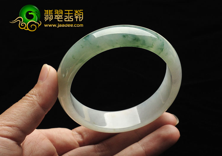 糯冰种飘花缅甸翡翠A货手镯（58.1mm）