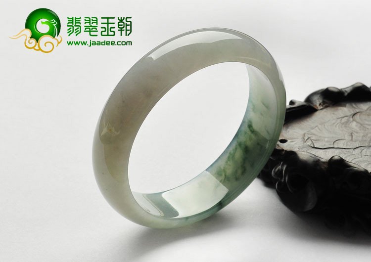 糯冰种飘花缅甸翡翠A货手镯（58.1mm）