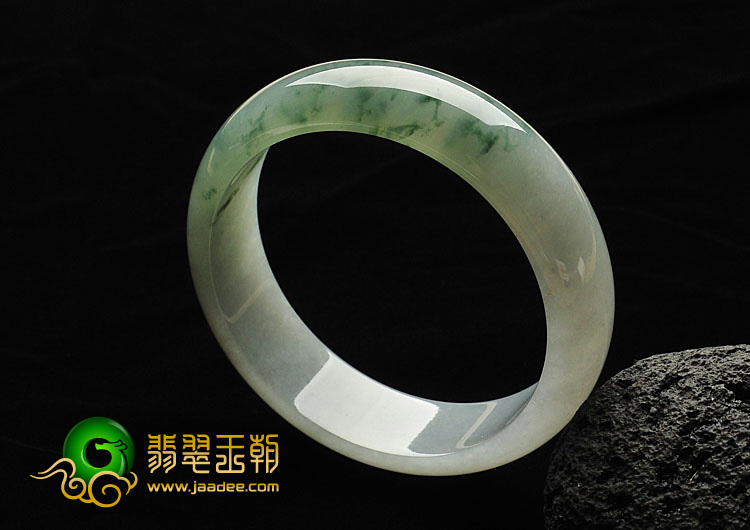 糯冰种飘花缅甸翡翠A货手镯（58.1mm）