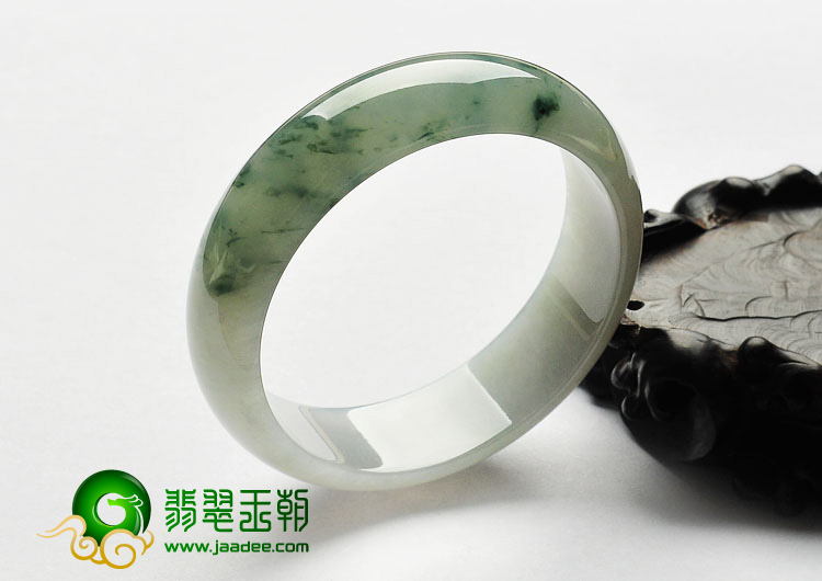 糯冰种飘花缅甸翡翠A货手镯（58.1mm）