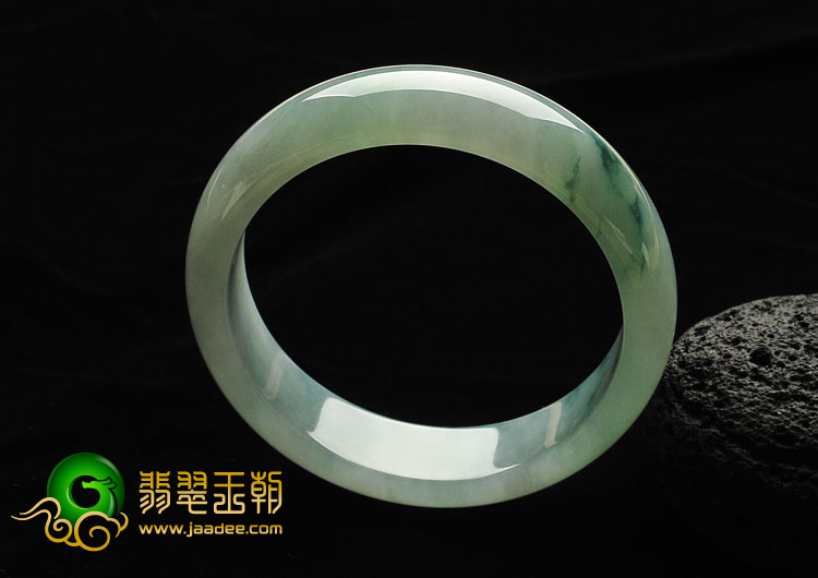 糯冰种飘花缅甸翡翠A货手镯（58.5mm）
