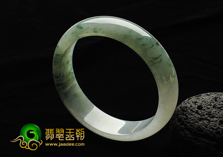 糯冰种飘花缅甸翡翠A货手镯（59.8mm）