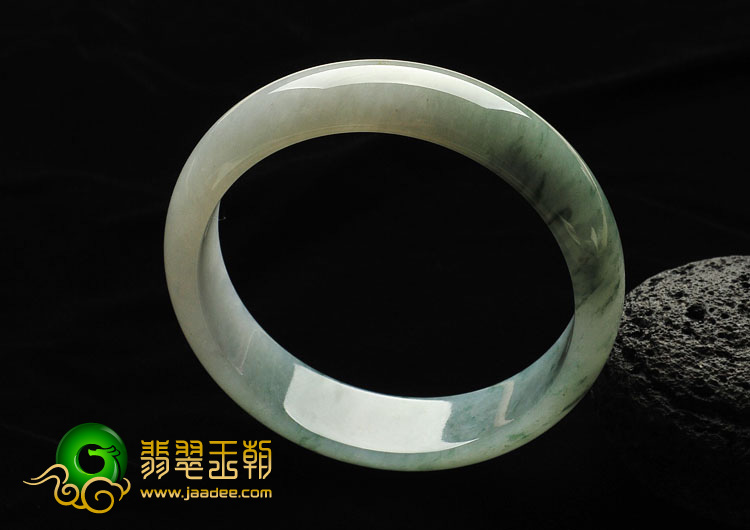 糯冰种飘花缅甸翡翠A货手镯（59.8mm）