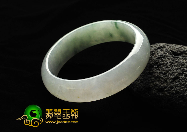 糯冰种飘花缅甸翡翠A货手镯（58.9mm）