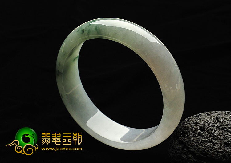 糯冰种飘花缅甸翡翠A货手镯（58.9mm）