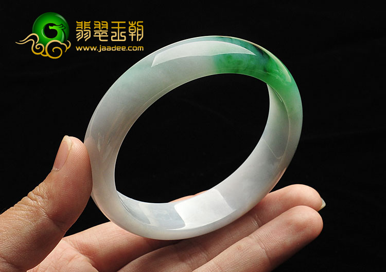 糯冰种翠色缅甸翡翠A货手镯（58.2mm）
