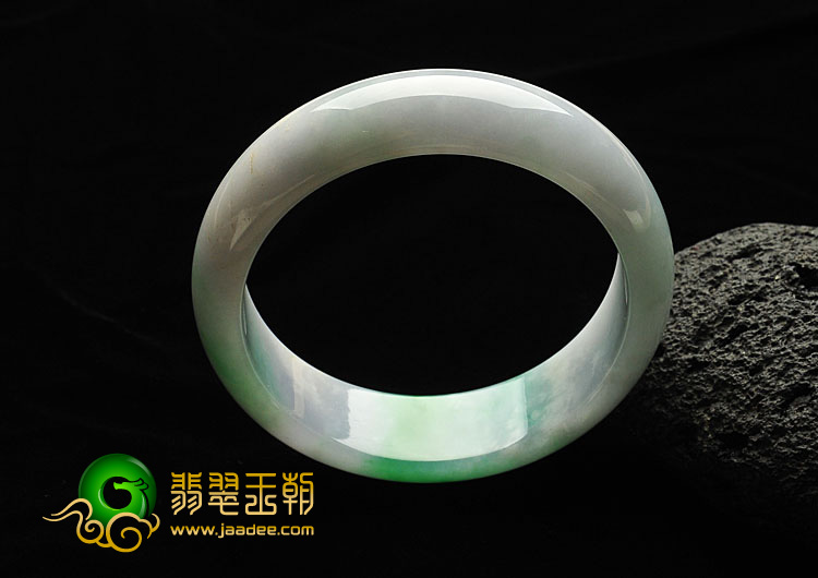 糯冰种淡春带彩缅甸翡翠A货手镯（58.1mm）
