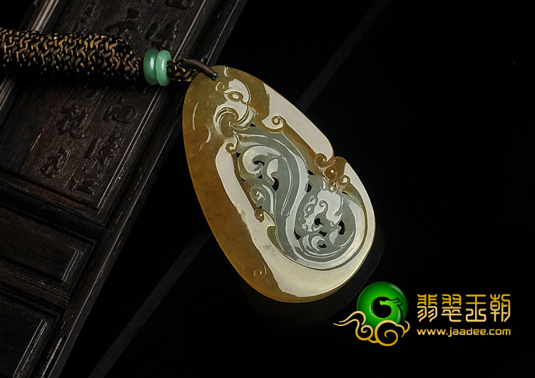 冰种褐黄翡缅甸翡翠A货仿古龙牌挂件