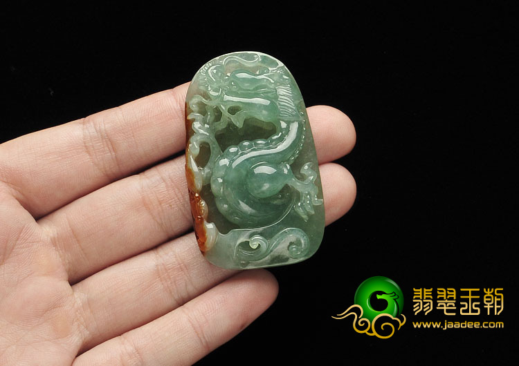 冰种晴水略带褐黄翡缅甸翡翠A货龙牌挂件