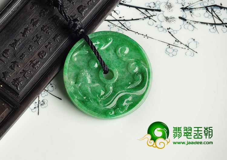 糯冰种翠色缅甸翡翠A货平安扣挂件