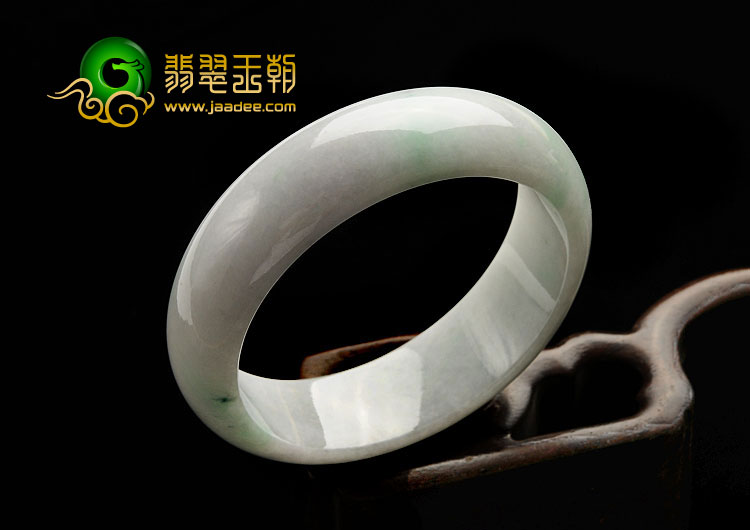 糯冰种略飘翠缅甸翡翠A货手镯（59.2mm）