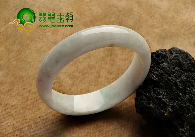 糯冰种飘翠缅甸翡翠A货手镯（59.2mm）