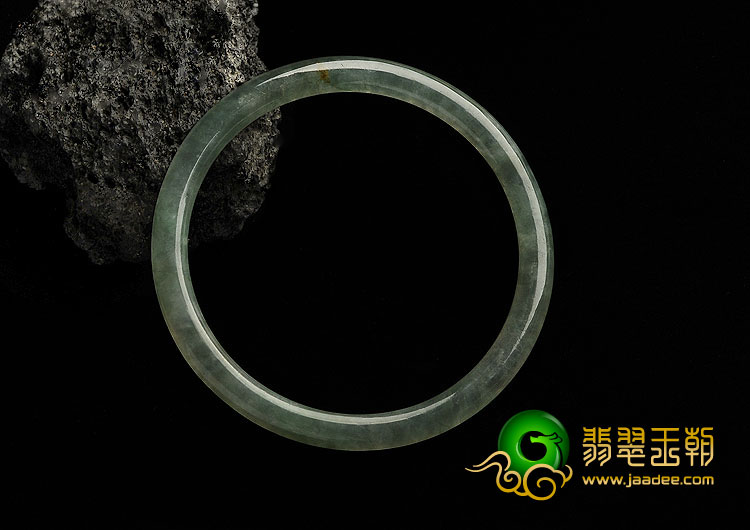 冰种晴水缅甸翡翠A货圆条手镯（58.9mm）