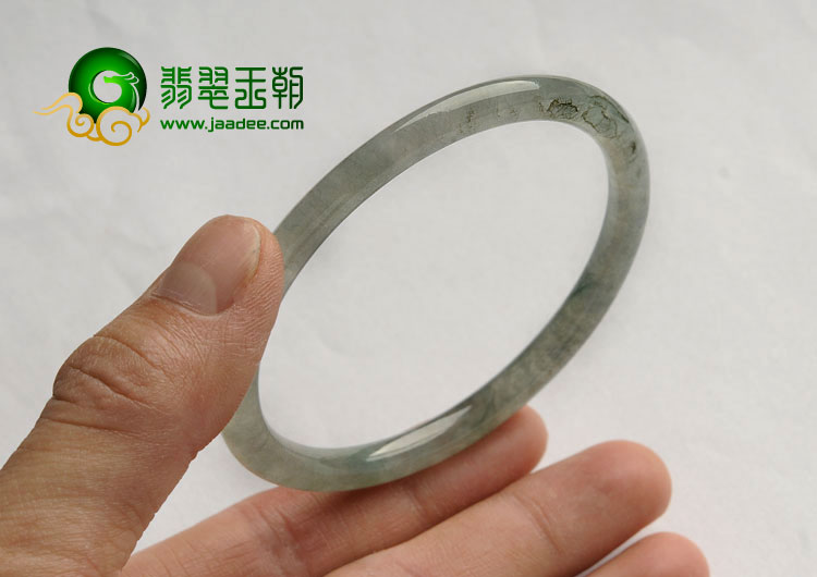 冰种晴水缅甸翡翠A货圆条手镯（58.9mm）