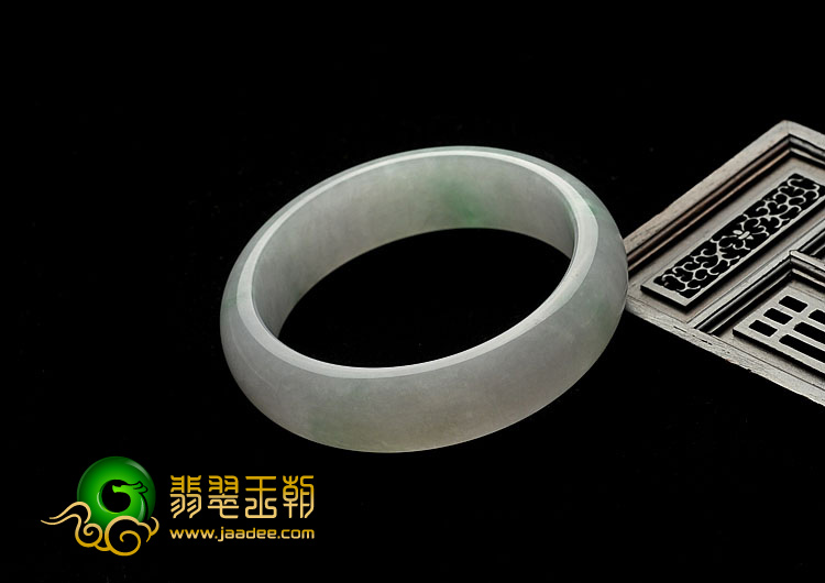 糯冰种飘翠缅甸翡翠A货手镯（59.2mm）