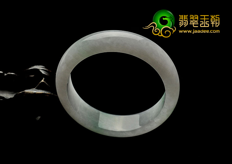 糯冰种飘翠缅甸翡翠A货手镯（58mm）